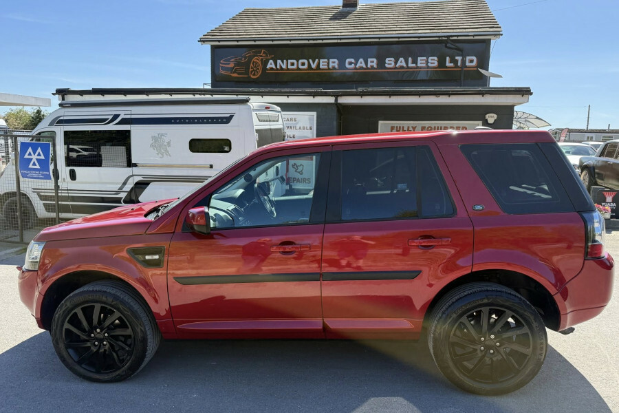 Land Rover Freelander Suv Red #2
