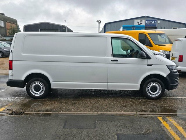 Volkswagen Transporter T32 Tdi Pv Startline EF67NYH White #4