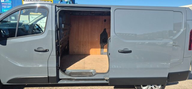 Nissan Primastar Dci 30 Tekna Panel DS72WLL Grey #6