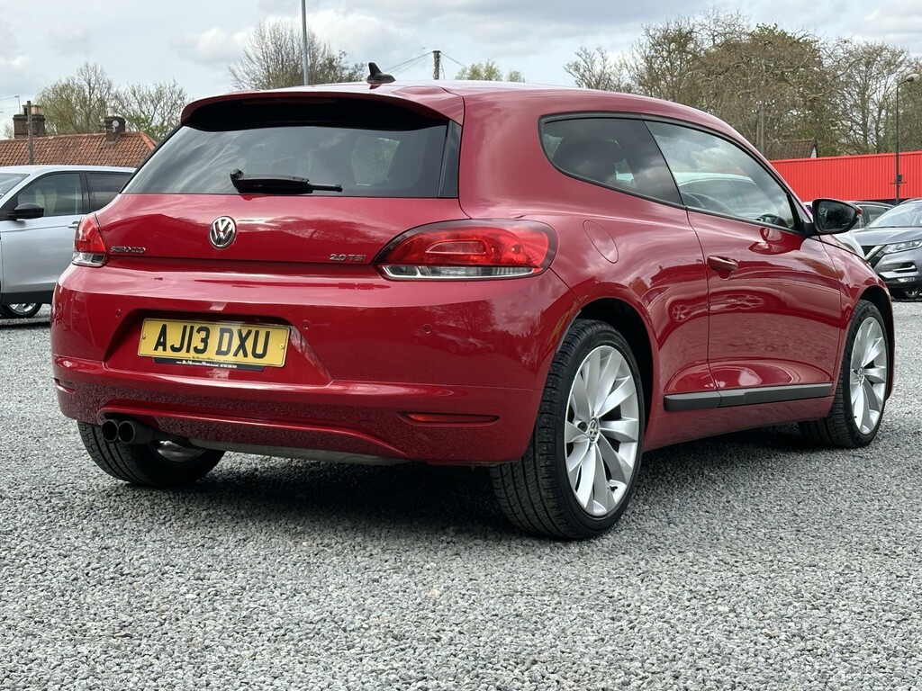 Volkswagen Scirocco Hatchback 2.0 Tsi Gt 201313 Red #6