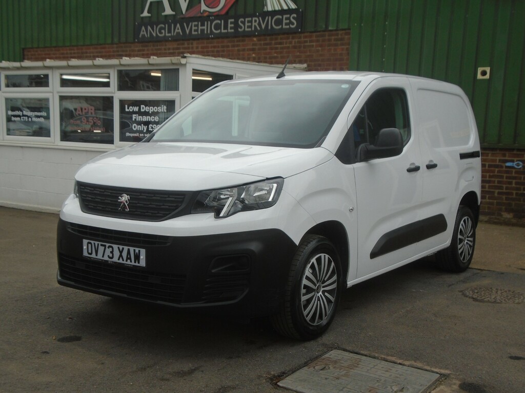 Peugeot Partner Bluehdi Professional Premium Plus L1 