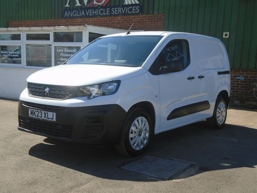 Peugeot Partner Bluehdi Professional Premium Plus L1 