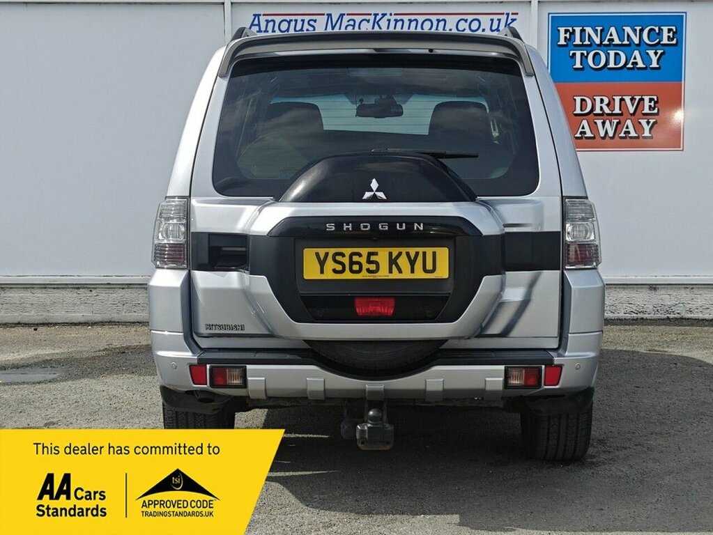 Mitsubishi Shogun 3.2L Sg3 YS65KYU Silver #6