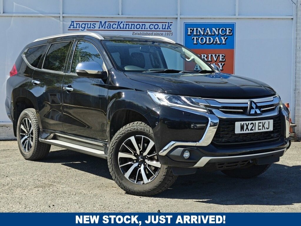 Mitsubishi Shogun Sport 2.4L 4 Black