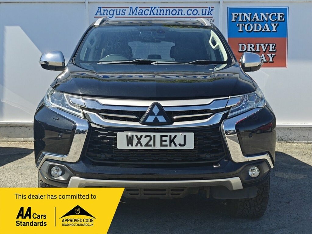 Mitsubishi Shogun Sport 2.4L 4 Black #3