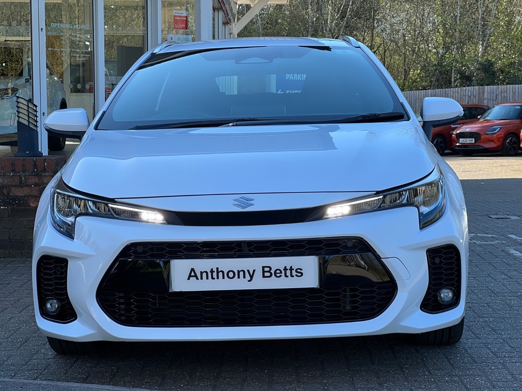 Suzuki Swace 1.8 Hybrid Motion Cvt White