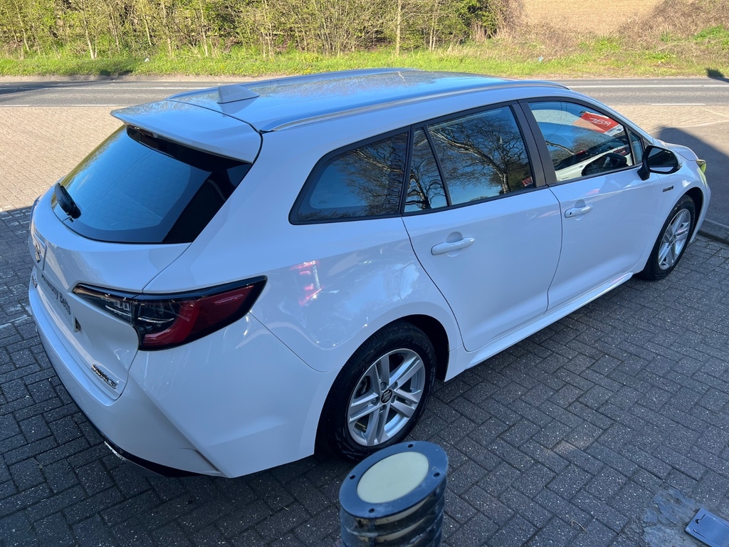 Suzuki Swace 1.8 Hybrid Motion Cvt White #3