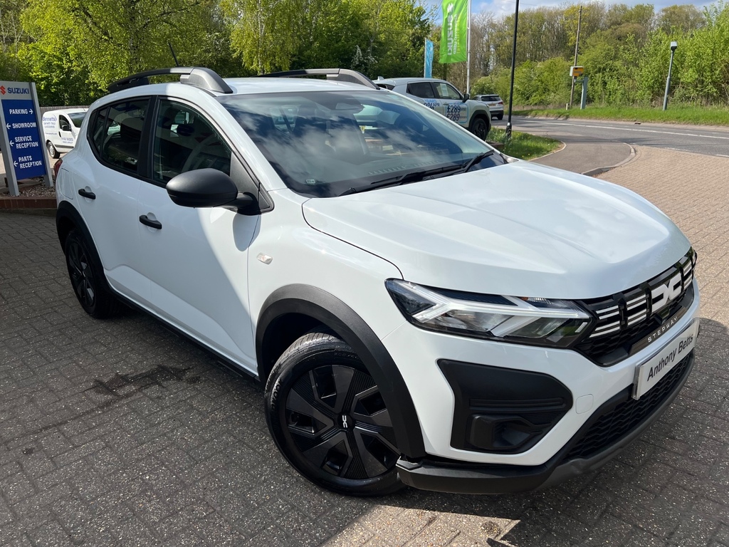 Dacia Sandero Stepway 1.0 Tce Essential CK25LGC White #2