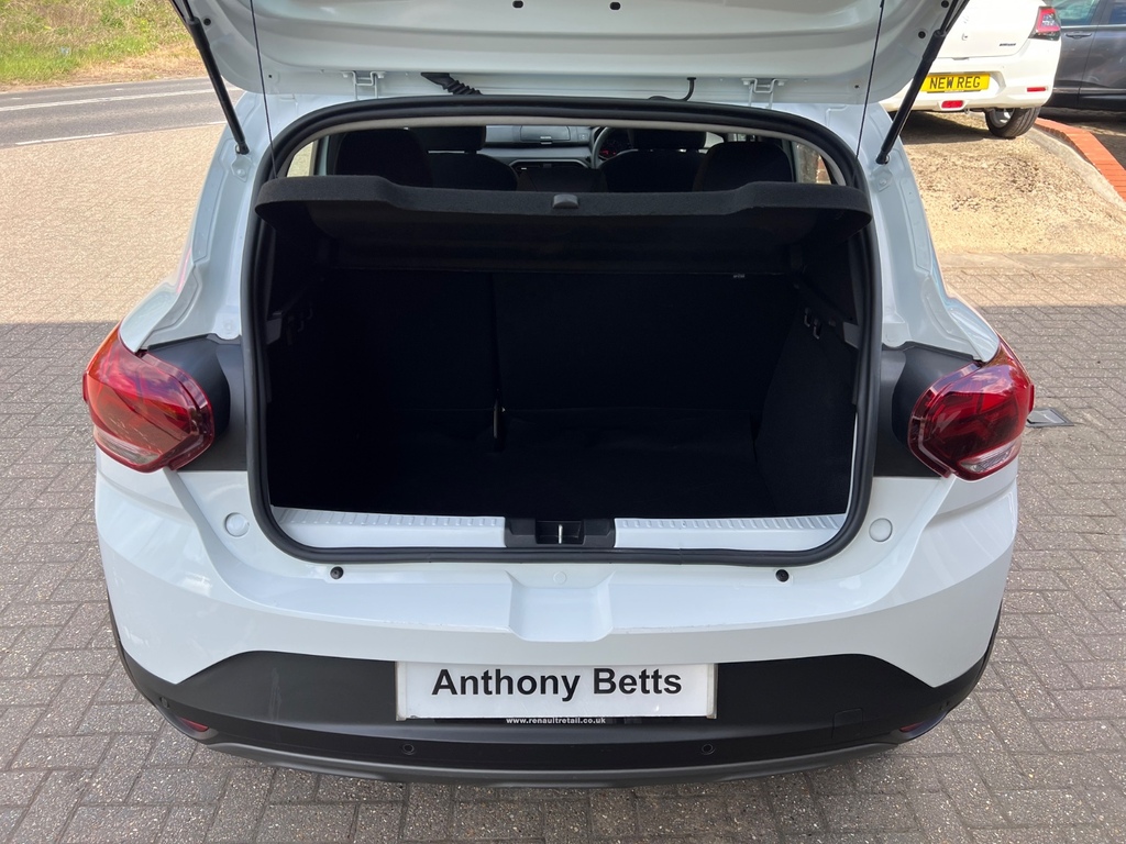 Dacia Sandero Stepway 1.0 Tce Essential CK25LGC White #4