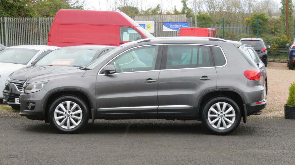 Volkswagen Tiguan 2.0 Tdi Bluemotion Tech Match 2Wd SR14LFJ Grey #5