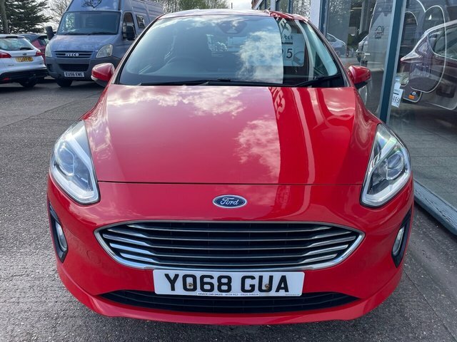 Ford Fiesta 1.1 Ti-vct Zetec Hatchback Euro YO68GUA Red #2
