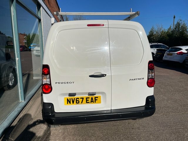 Peugeot Partner 1.6 Bluehdi 854 Professional Panel Van NV67EAF White #4