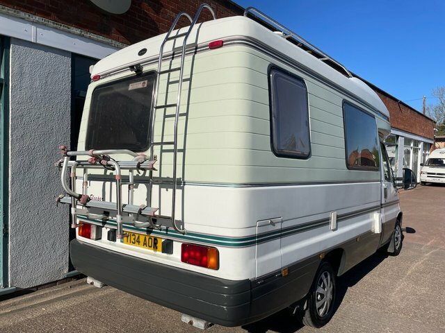 Peugeot Boxer Van 2001 White #4