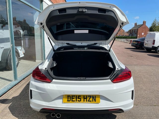 Volkswagen Scirocco 2.0 Tdi Bluemotion Tech R-line Hatchback Diese DE15HZN White #6