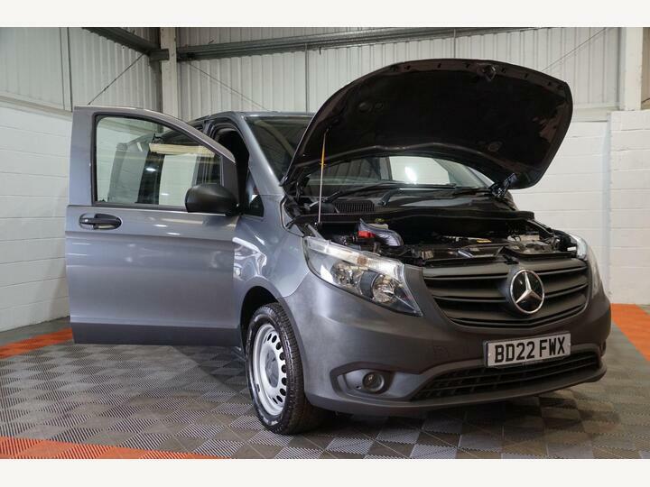 Mercedes-Benz Vito 2.0 114 Cdi Progressive G-tronic Rwd L2 Euro 6 S Grey #5