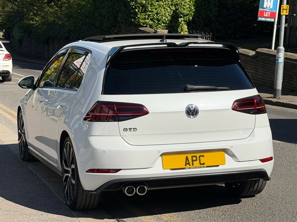 Volkswagen Golf 2.0 Tdi Gtd Dsg Euro 6 Ss FL19BOU White #4