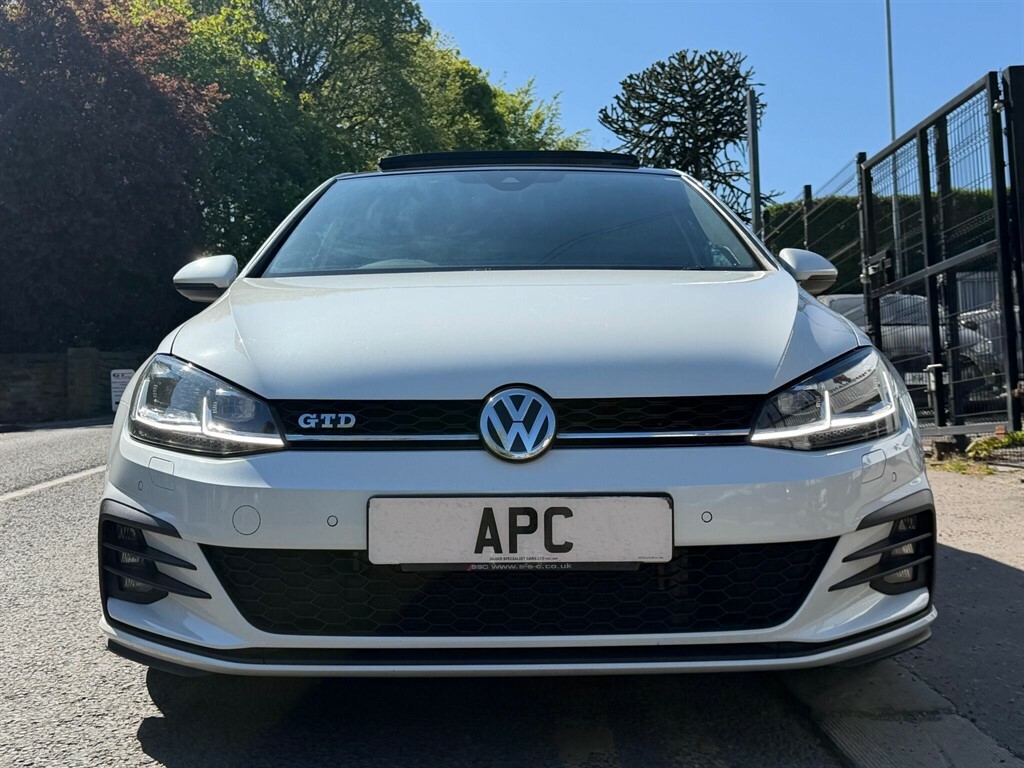Volkswagen Golf 2.0 Tdi Gtd Dsg Euro 6 Ss FL19BOU White #2