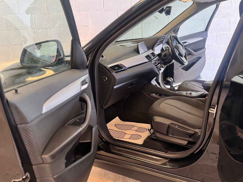 BMW X1 2.0 18D Se Sdrive Euro 6 Ss PJ67FFY Black #6