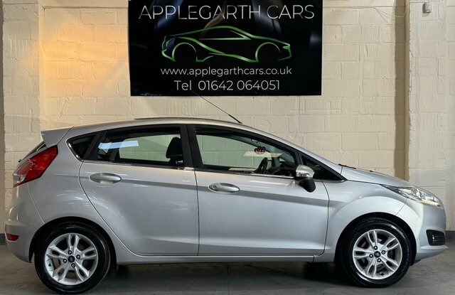 Ford Fiesta Zetec Hatchback NJ67EAW Silver #2