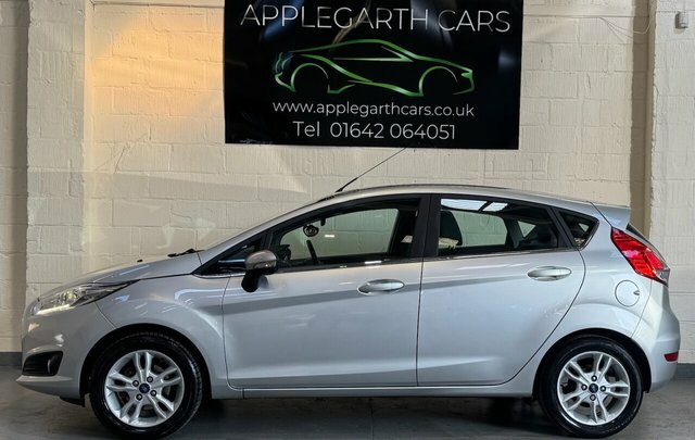 Ford Fiesta Zetec Hatchback NJ67EAW Silver #6