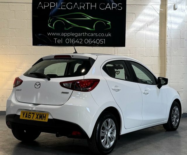 Mazda 2 Skyactiv-g Se Hatchback YA67XMH White #3