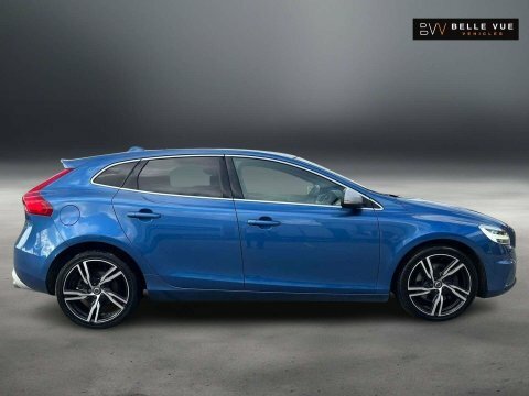 Volvo V40 2.0 V40 R-design KT18UDD Blue #2