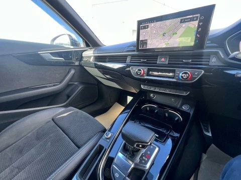 Audi A4 2.0 A4 Black YS70XSD White #6