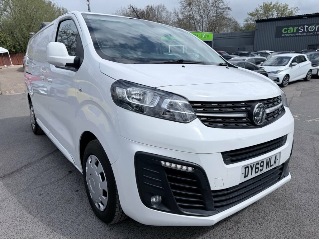 Vauxhall Vivaro 1.5 L2h1 2900 Sportive Ss 101 Bhp In White With 8 DY69WLA White #2