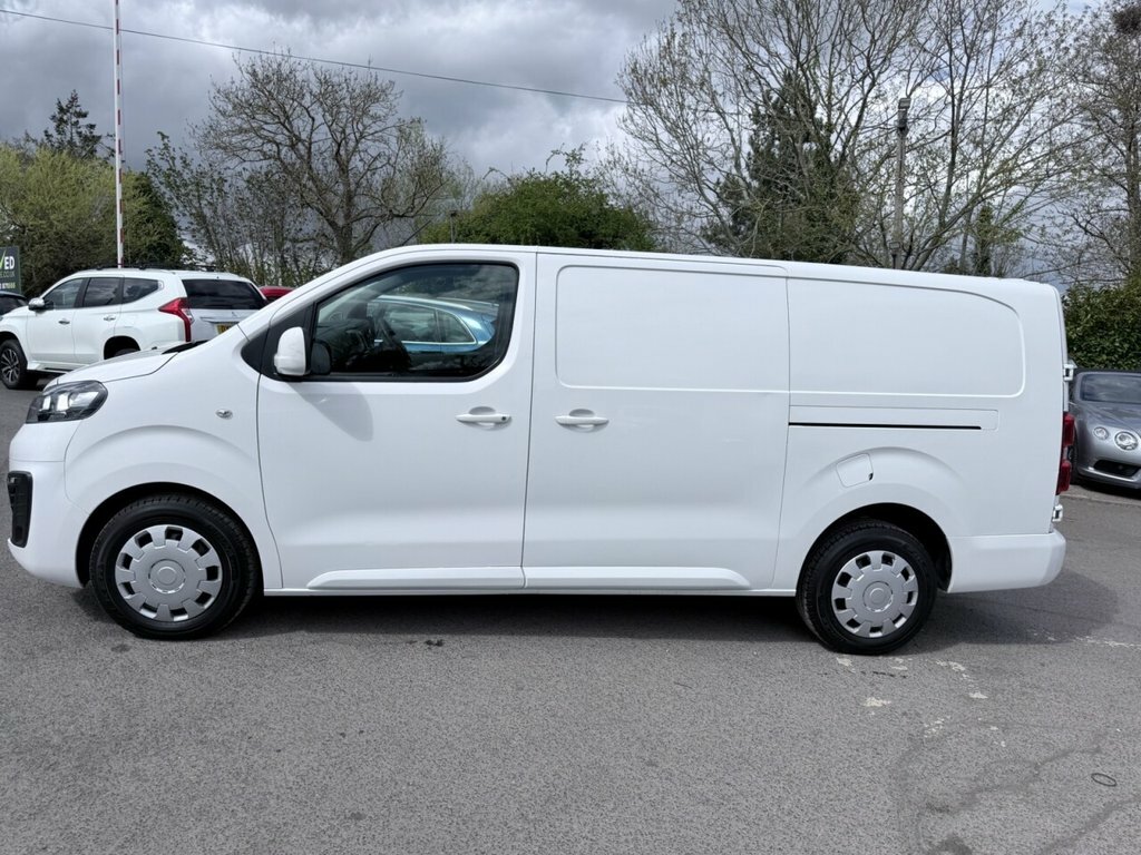 Vauxhall Vivaro 1.5 L2h1 2900 Sportive Ss 101 Bhp In White With 8 DY69WLA White #5