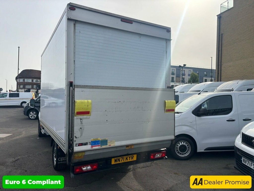 Ford Transit Custom 2L Leader WN71KYR White #5
