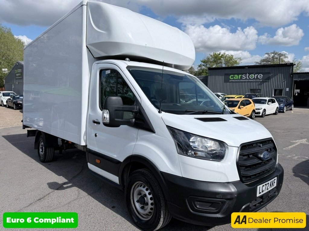 Ford Transit Custom 2L Leader White