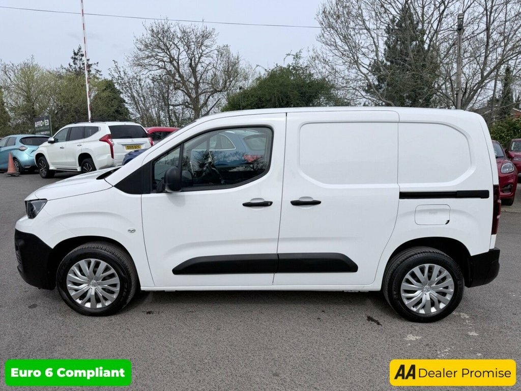 Peugeot Partner 1.5L Professional White #5
