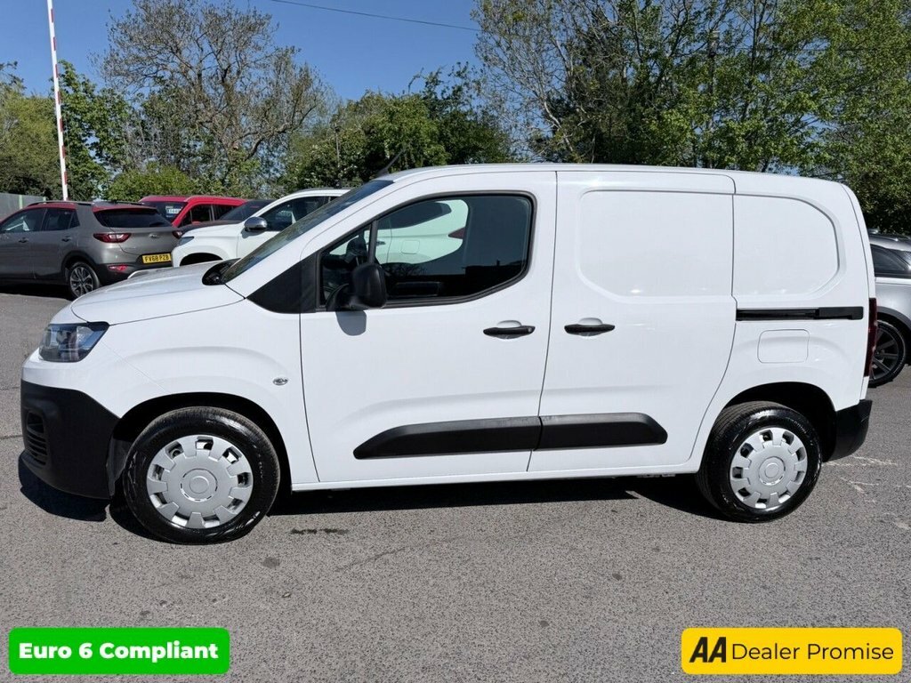 Citroen Berlingo 1.2L Enterprise M Pro White #5