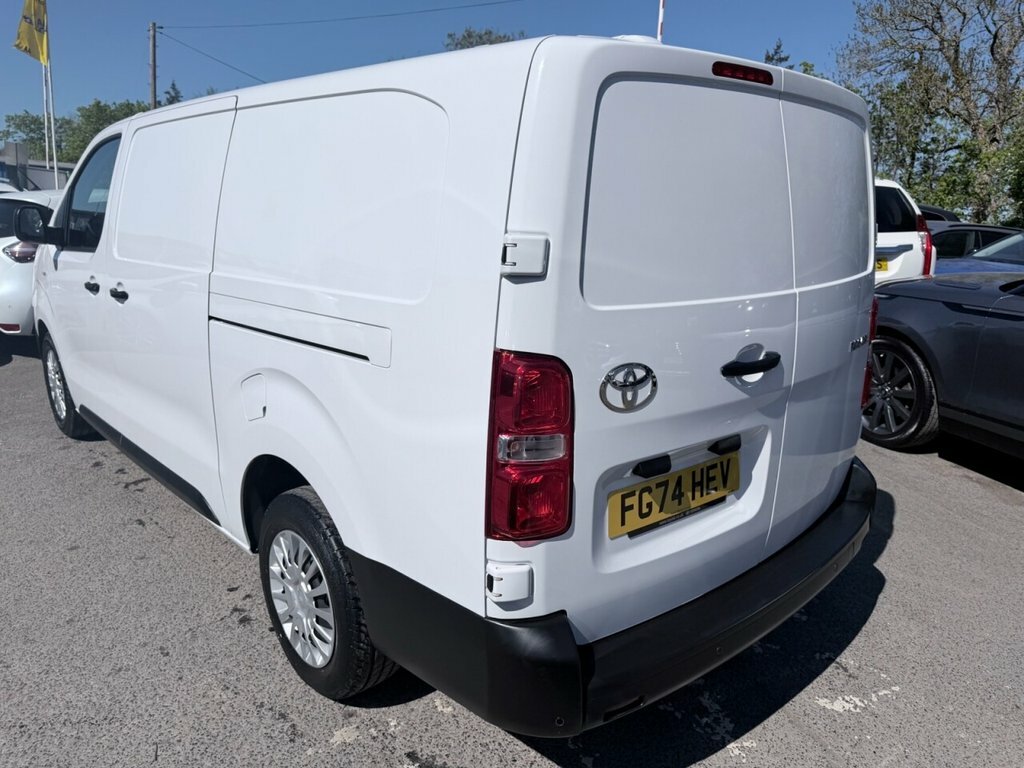Toyota PROACE 2L Icon 6Dr FG74HEV White #6