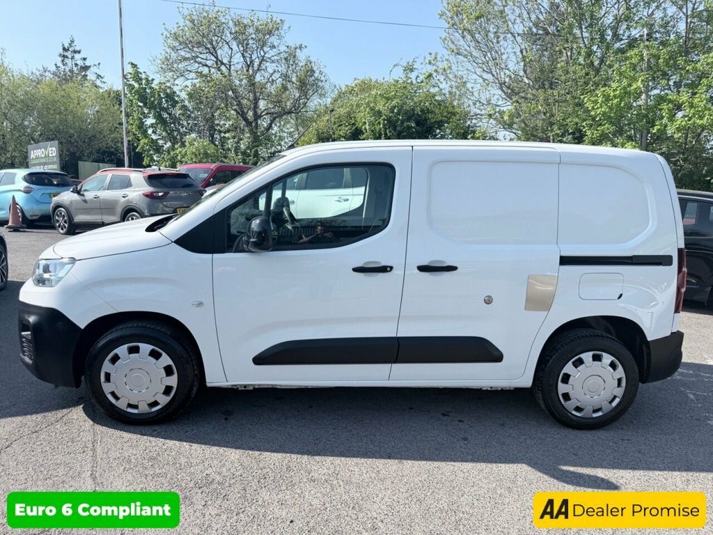 Citroen Berlingo 1.5L Enterprise M Pro LE71JOH White #4