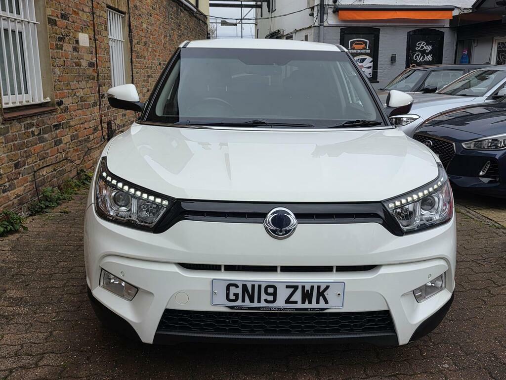 SsangYong Tivoli 1.6 E-xdi Elx 4Wd Euro 6 White #2