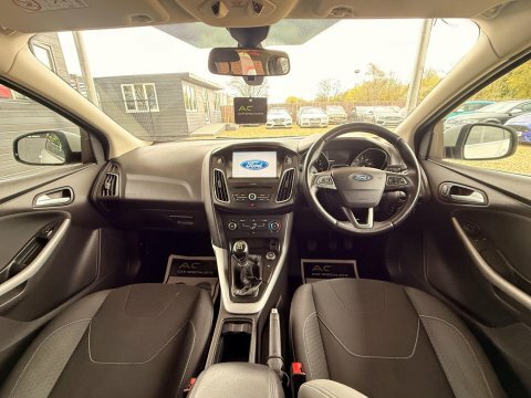 Ford Focus 1.0T Ecoboost Zetec FH65FSA White #2