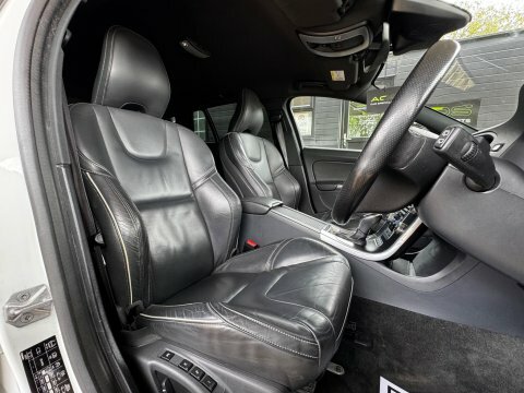 Volvo V60 2.4 D6 Twin WJ16YHU White #2