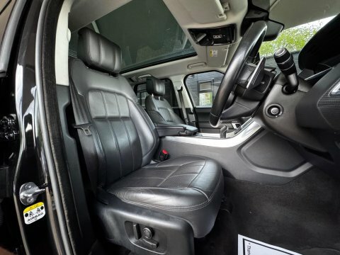 Land Rover Range Rover Sport 3.0 Sd V6 WM68AVB Black #3