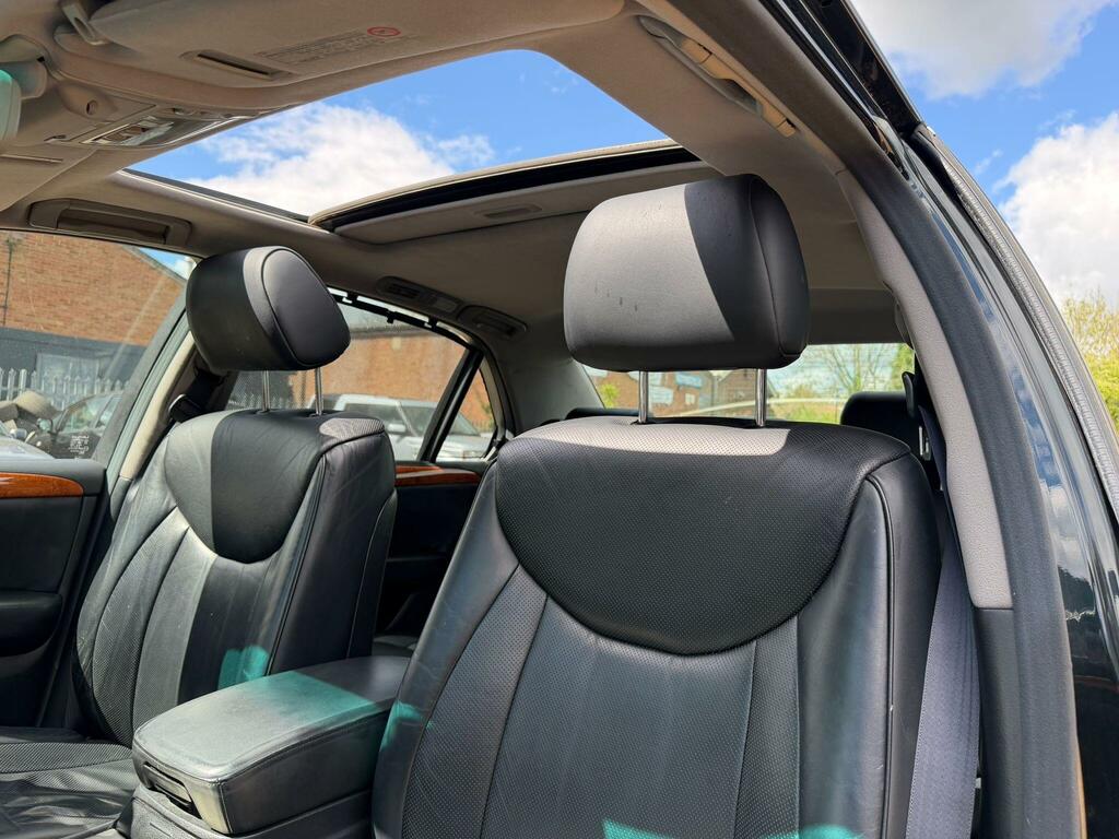 Lexus LS Saloon Brown #15