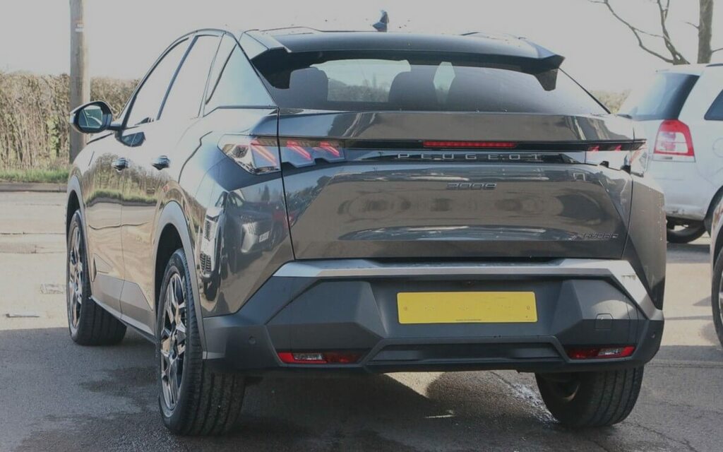 Peugeot 3008 1.2 Hybrid 136 Gt E-dsc6 KS74PKJ Grey #2
