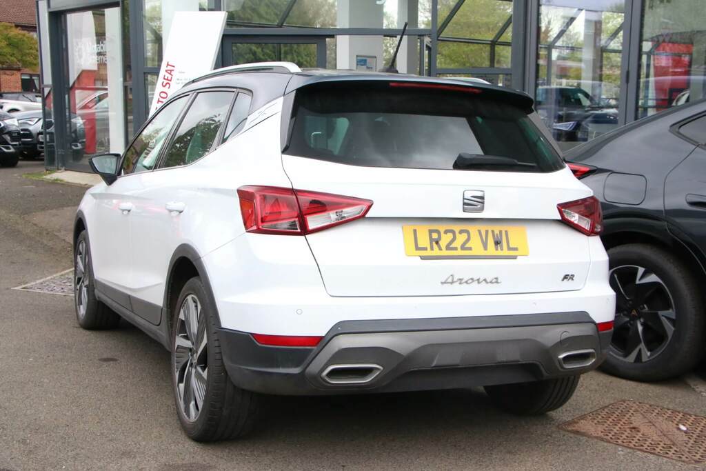 Seat Arona 1.0 Tsi 110 Fr Sport LR22VWL White #3