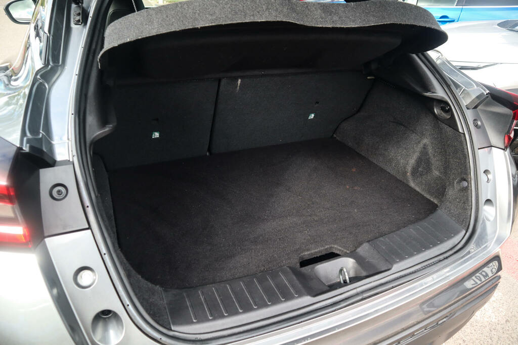 Nissan Juke 1.6 Hybrid N-connecta EK23VUD Grey #6