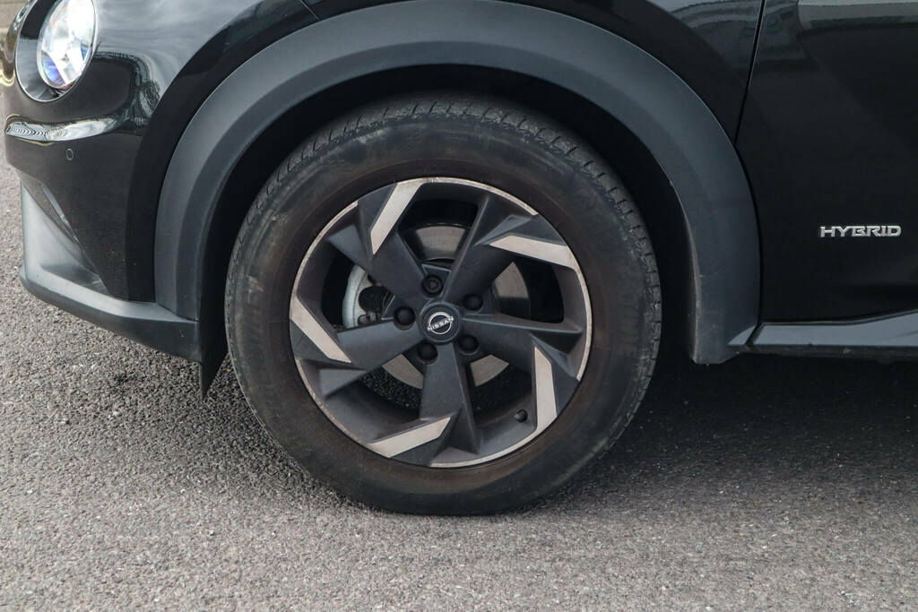 Nissan Juke 1.6 Hybrid N-connecta BF23NKD Black #5