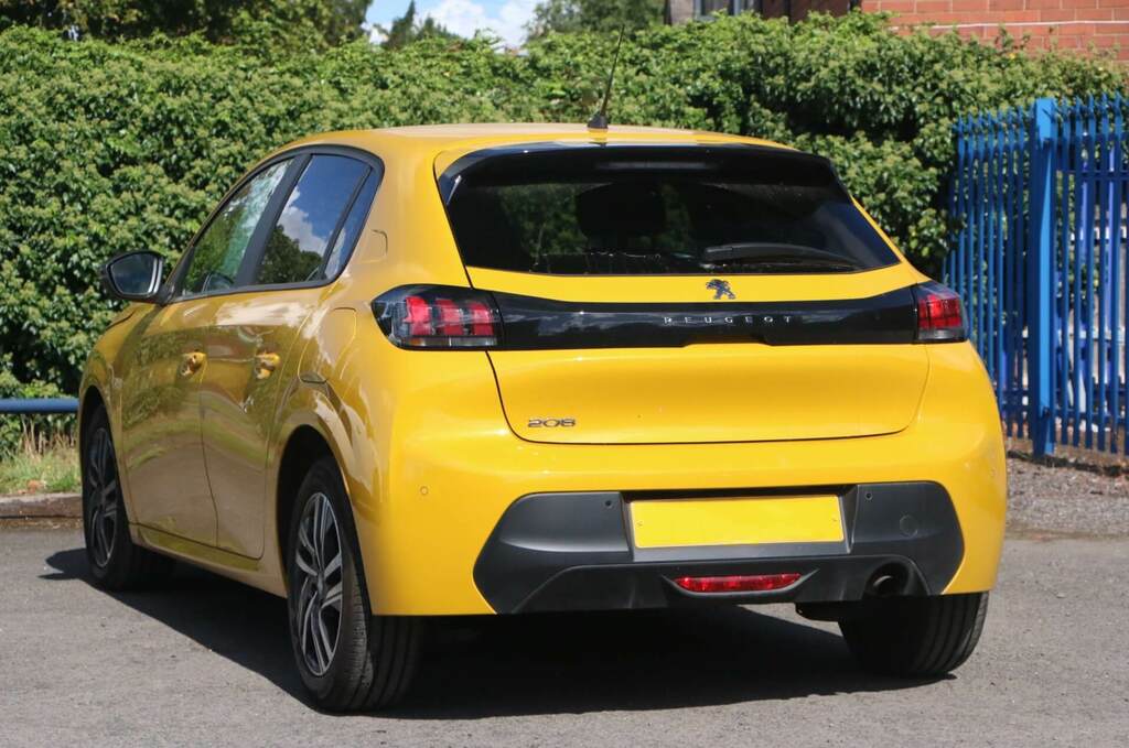 Peugeot 208 1.2 Puretech 100 Active Premium BM23NNO  #2