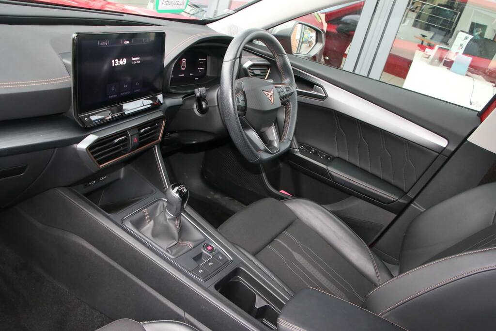 Cupra Formentor 1.5 Tsi 150 V1 YD72DZC Red #2