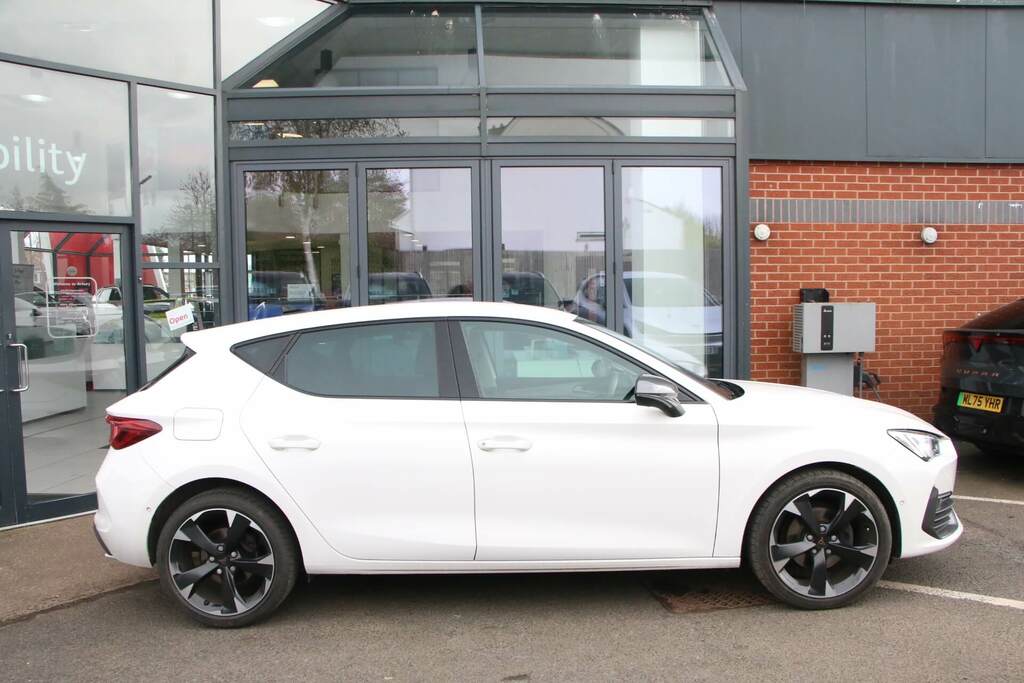 Cupra Leon 1.5 Tsi V1 DG24EXK White #4
