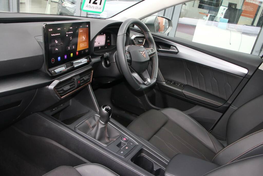 Cupra Leon 1.5 Tsi V1 DG24EXK White #2