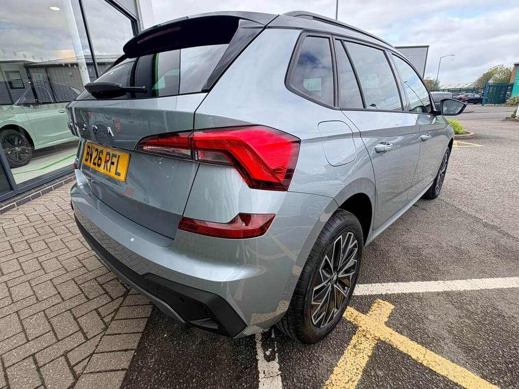 Skoda Kamiq 1.0 Tsi Design Edition Dsg Silver #3