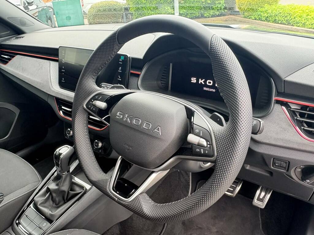 Skoda Kamiq 1.0 Tsi Design Edition Dsg Silver #6